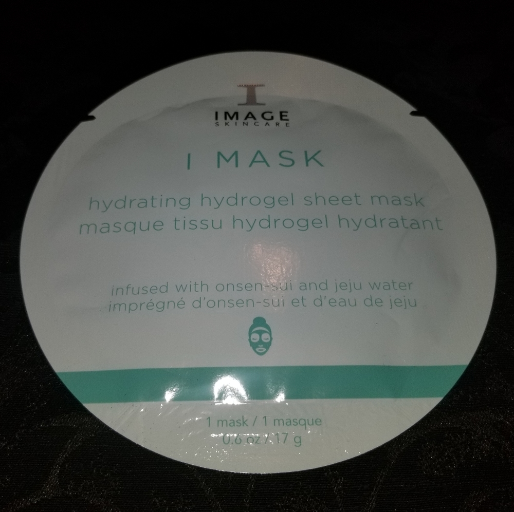 I mask hydrating hydrogel sheet face mask